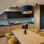 Tanja 3 Bedroom, Mountain View & Family Apartment Golnik